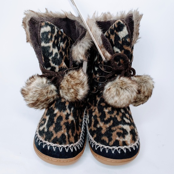 Nwt Kooba Animal Print Faux Fur Slipper 